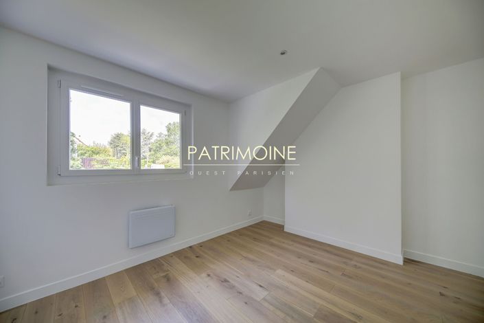 Image No.15-5 Bed House for sale