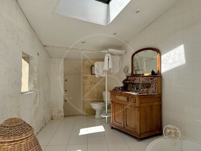 Image No.11-5 Bed House for sale