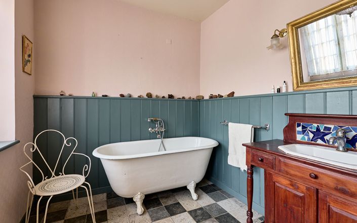 Image No.12-4 Bed House for sale