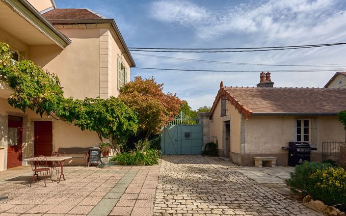 Image No.17-4 Bed House for sale