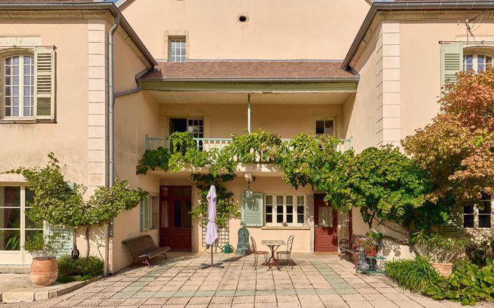 Image No.2-4 Bed House for sale