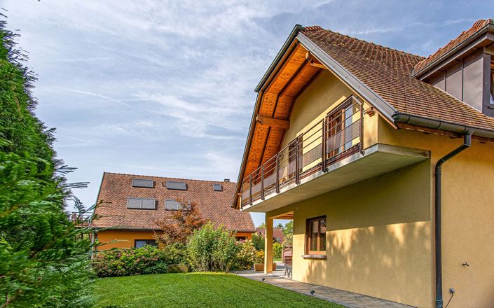Image No.11-6 Bed House for sale