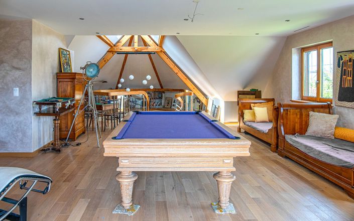 Image No.16-6 Bed House for sale