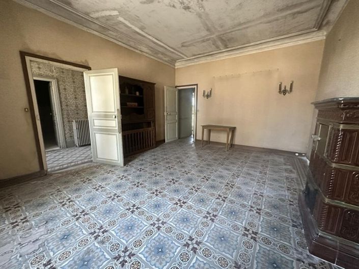 Image No.17-5 Bed House for sale