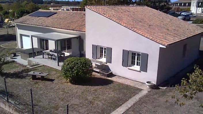 Image No.2-4 Bed House for sale