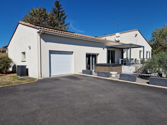 Image No.3-4 Bed House for sale