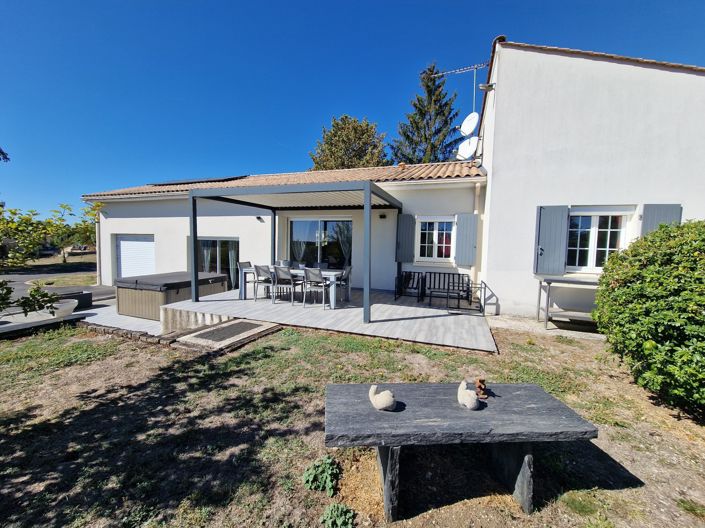 Image No.5-4 Bed House for sale