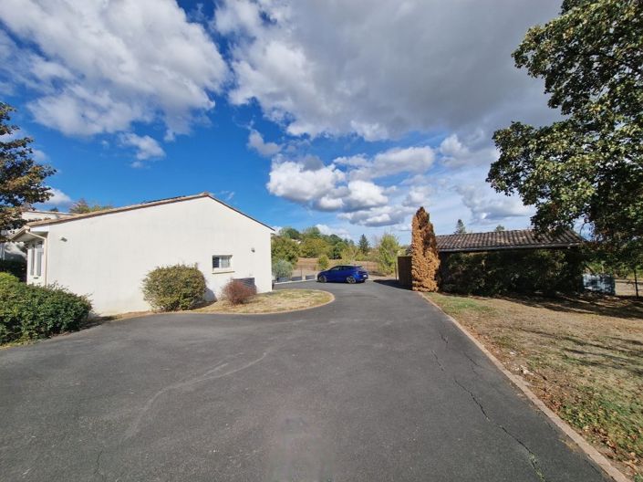 Image No.9-4 Bed House for sale