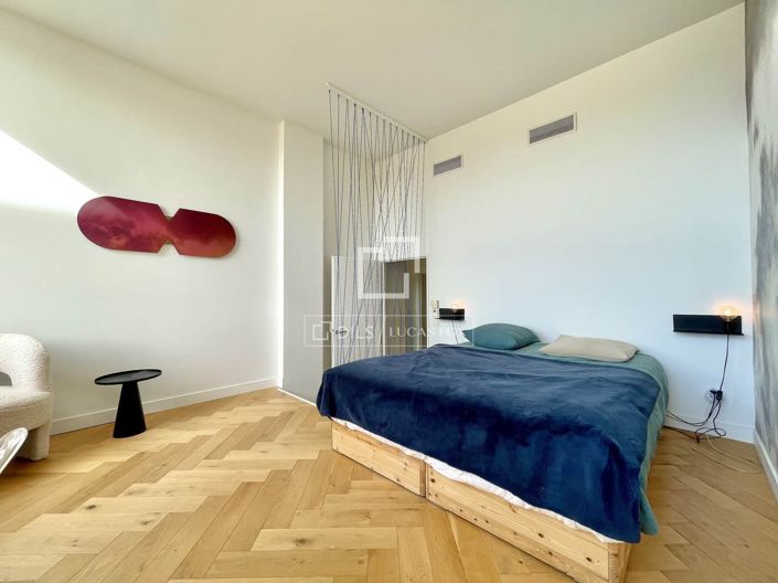Image No.27-2 Bed Apartment for sale