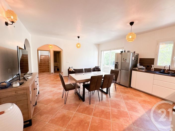Image No.16-4 Bed House for sale