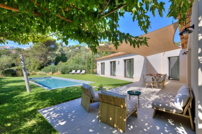 Image No.19-4 Bed House for sale