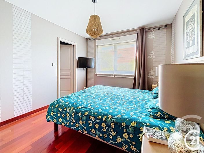 Image No.13-4 Bed House for sale