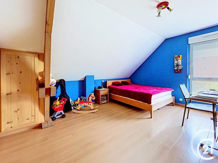 Image No.19-4 Bed House for sale