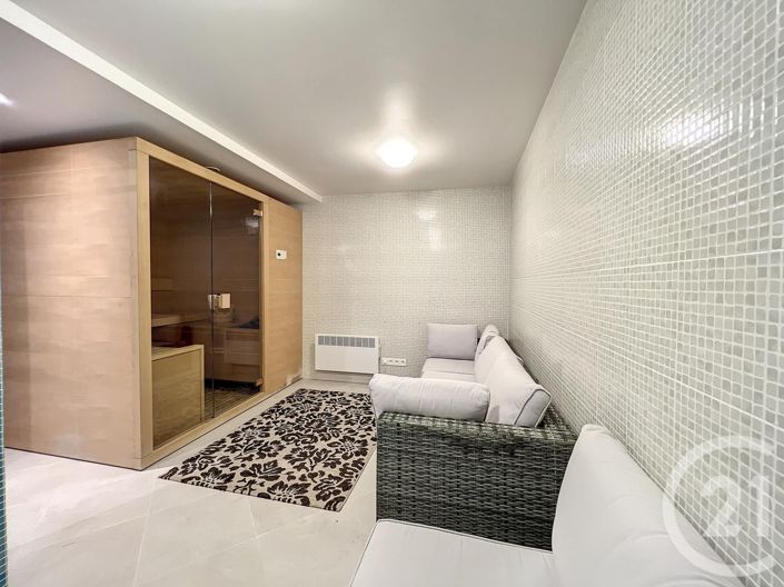 Image No.22-3 Bed House for sale