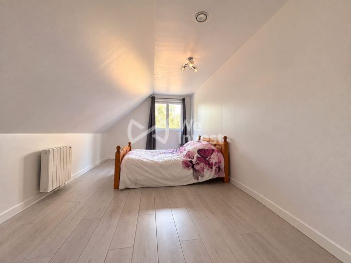 Image No.10-5 Bed House for sale