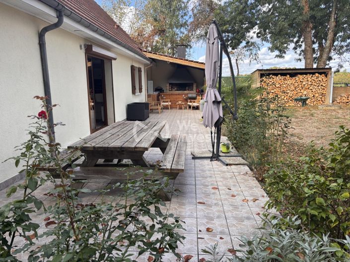 Image No.2-5 Bed House for sale