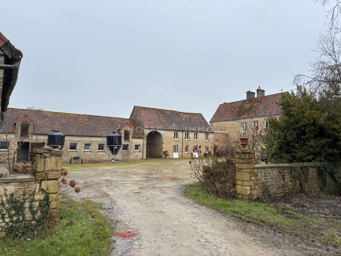 Image No.6-5 Bed House for sale