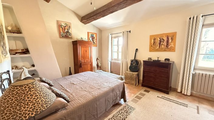Image No.11-8 Bed House for sale