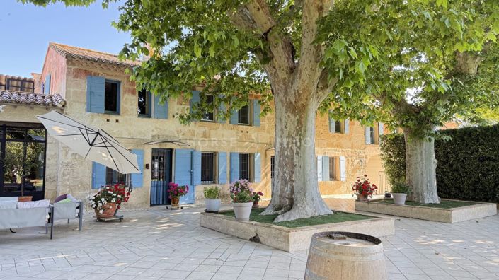 Image No.17-8 Bed House for sale
