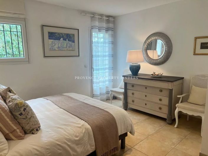 Image No.14-4 Bed House for sale