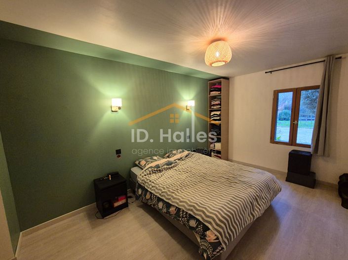 Image No.5-4 Bed House for sale
