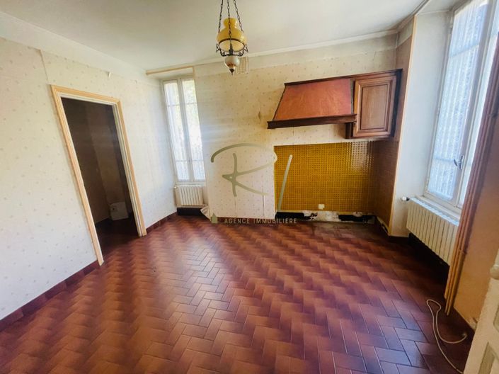Image No.7-4 Bed House for sale