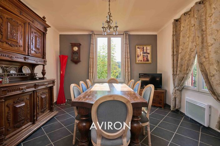 Image No.2-6 Bed House for sale