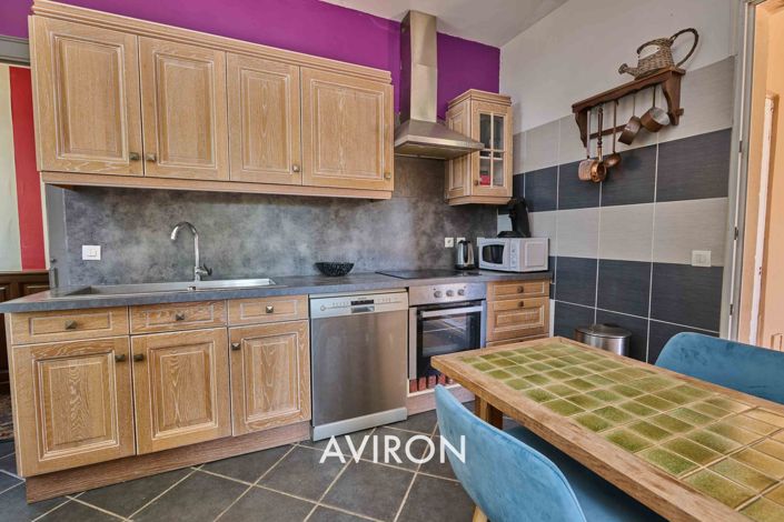 Image No.4-6 Bed House for sale