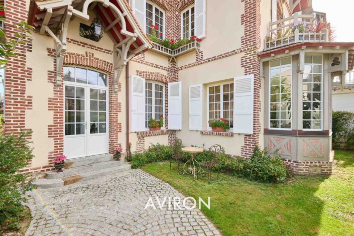 Image No.21-6 Bed House for sale