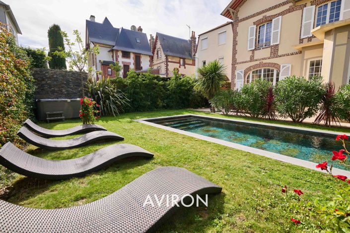 Image No.24-6 Bed House for sale