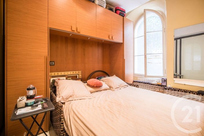 Image No.8-3 Bed Apartment for sale