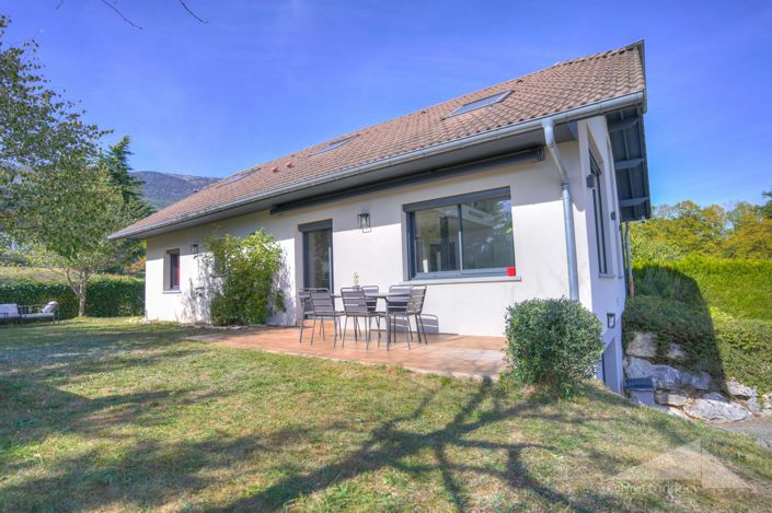 Image No.16-4 Bed House for sale