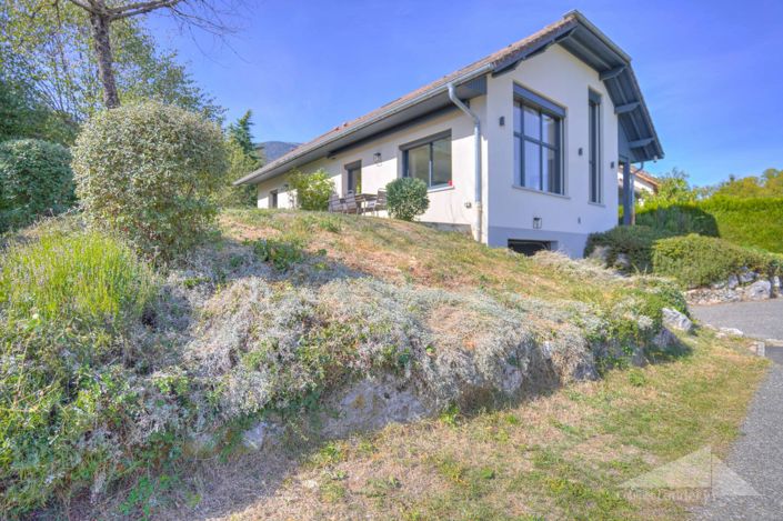 Image No.18-4 Bed House for sale