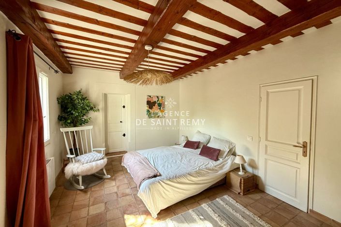 Image No.8-4 Bed House for sale