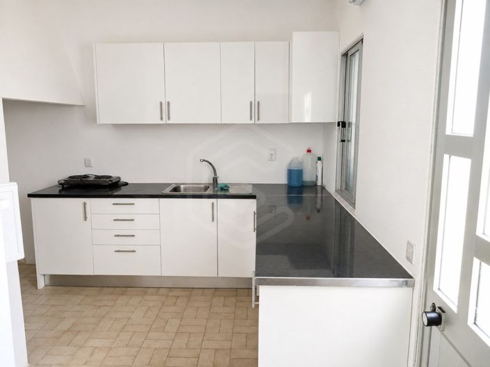 Image No.10-3 Bed House for sale