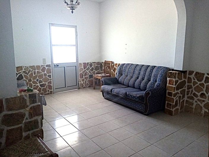 Image No.13-3 Bed House for sale