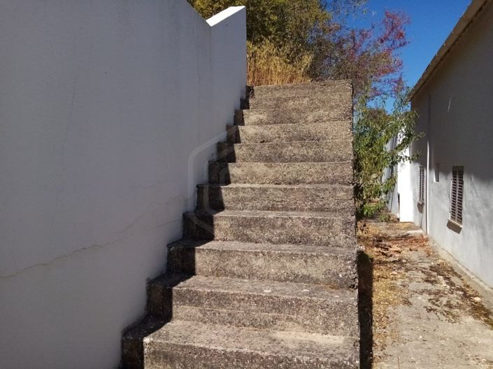 Image No.31-3 Bed House for sale