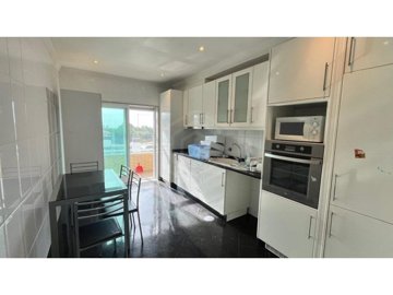 1 - Santa Maria da Feira, Apartamento