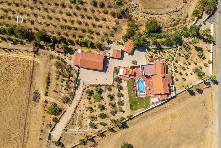 Image No.13-4 Bed House for sale