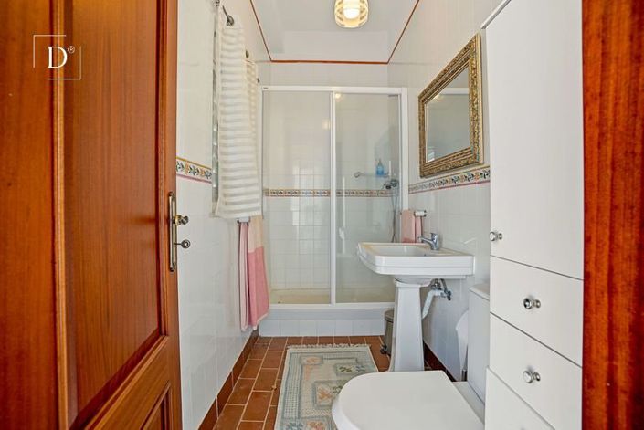 Image No.46-4 Bed House for sale