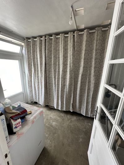 Image No.36-5 Bed House for sale