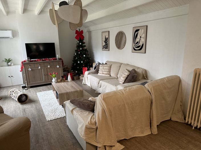 Image No.37-5 Bed House for sale