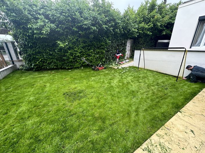 Image No.55-5 Bed House for sale