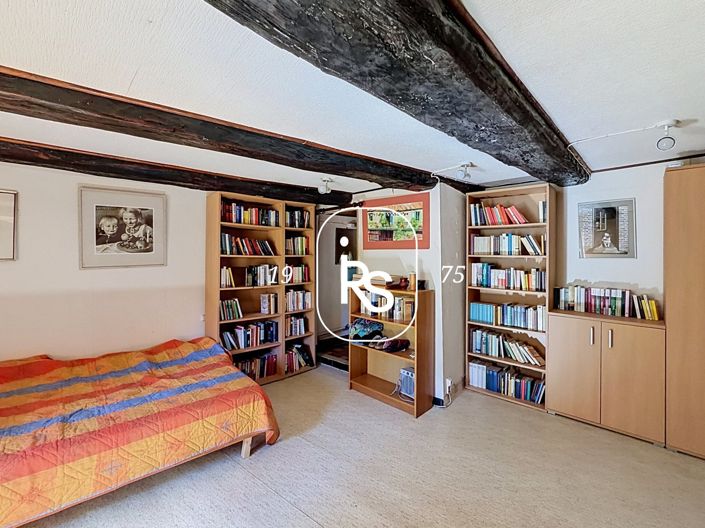 Image No.12-4 Bed House for sale
