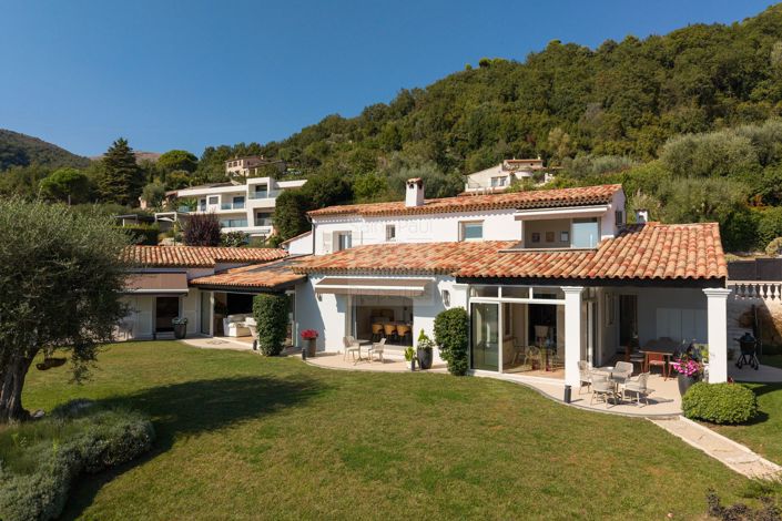 Image No.2-6 Bed House for sale
