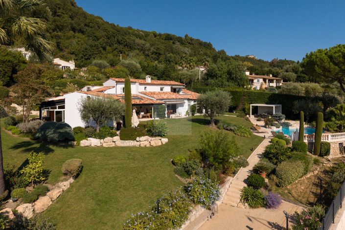 Image No.7-6 Bed House for sale