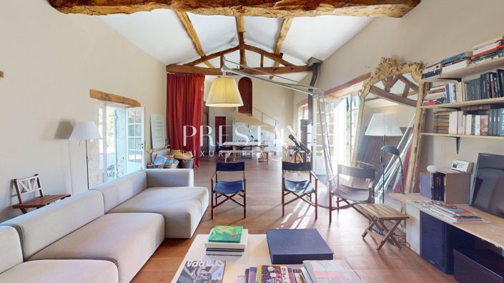 Image No.4-8 Bed House for sale