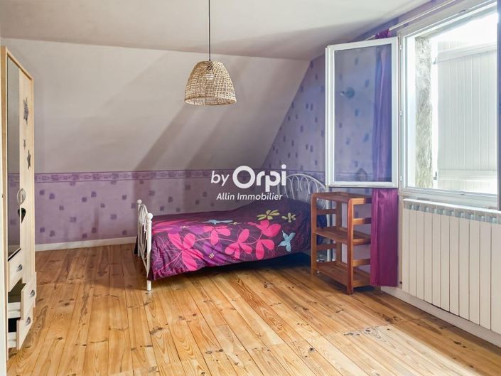 Image No.14-3 Bed House for sale