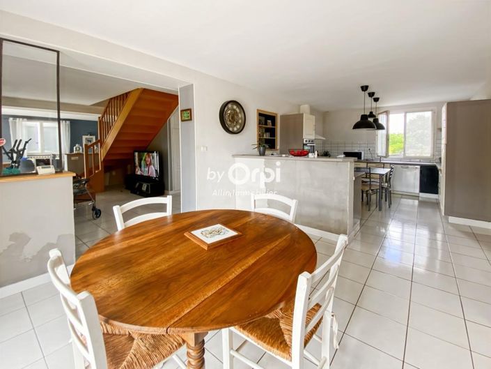 Image No.5-3 Bed House for sale