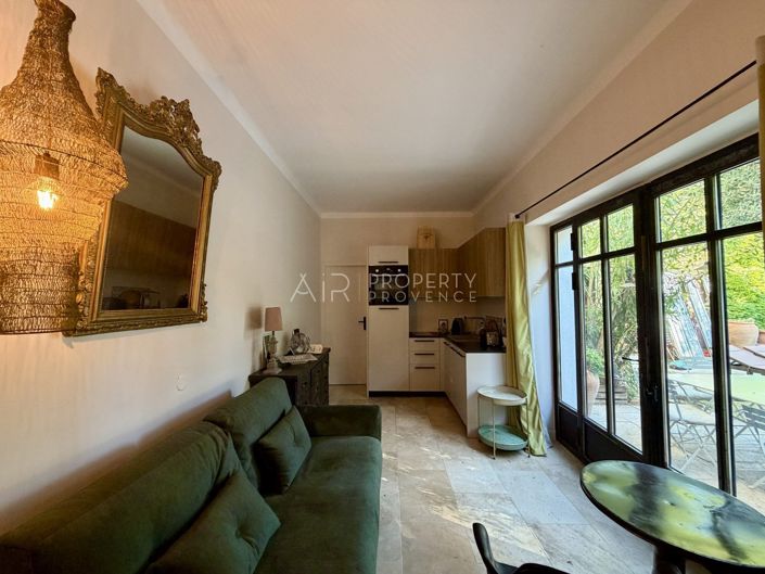 Image No.26-6 Bed House for sale
